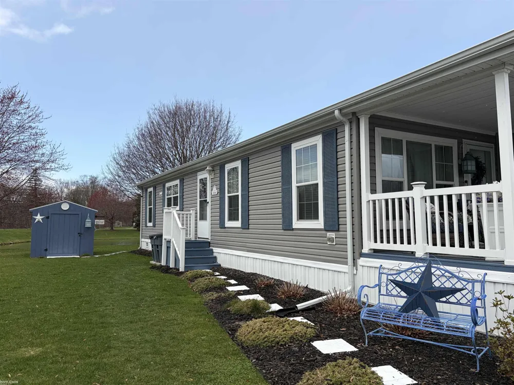 369 Red Pine Drive Genesee Charter Township, MI 48506