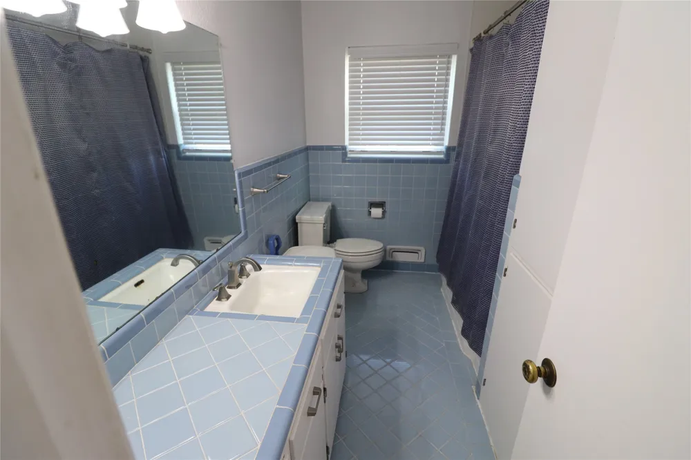 220 US Highway 380 W Jacksboro, TX 76458
