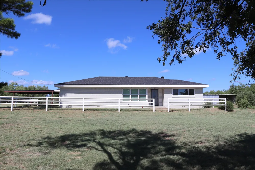 220 US Highway 380 W Jacksboro, TX 76458