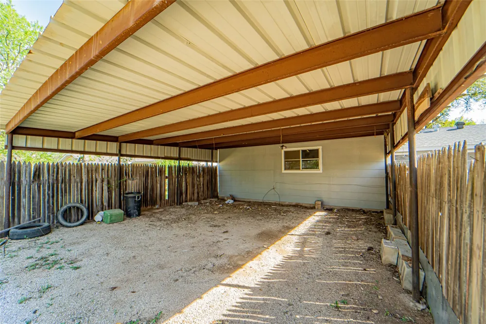 1304 Sycamore Street Breckenridge, TX 76424