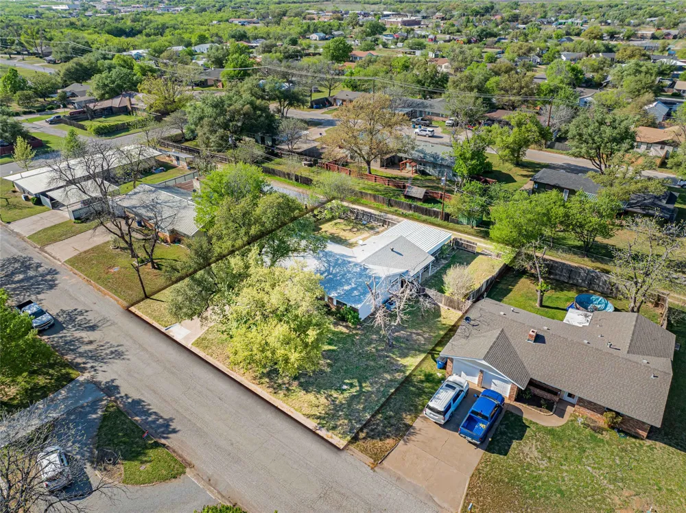 1304 Sycamore Street Breckenridge, TX 76424