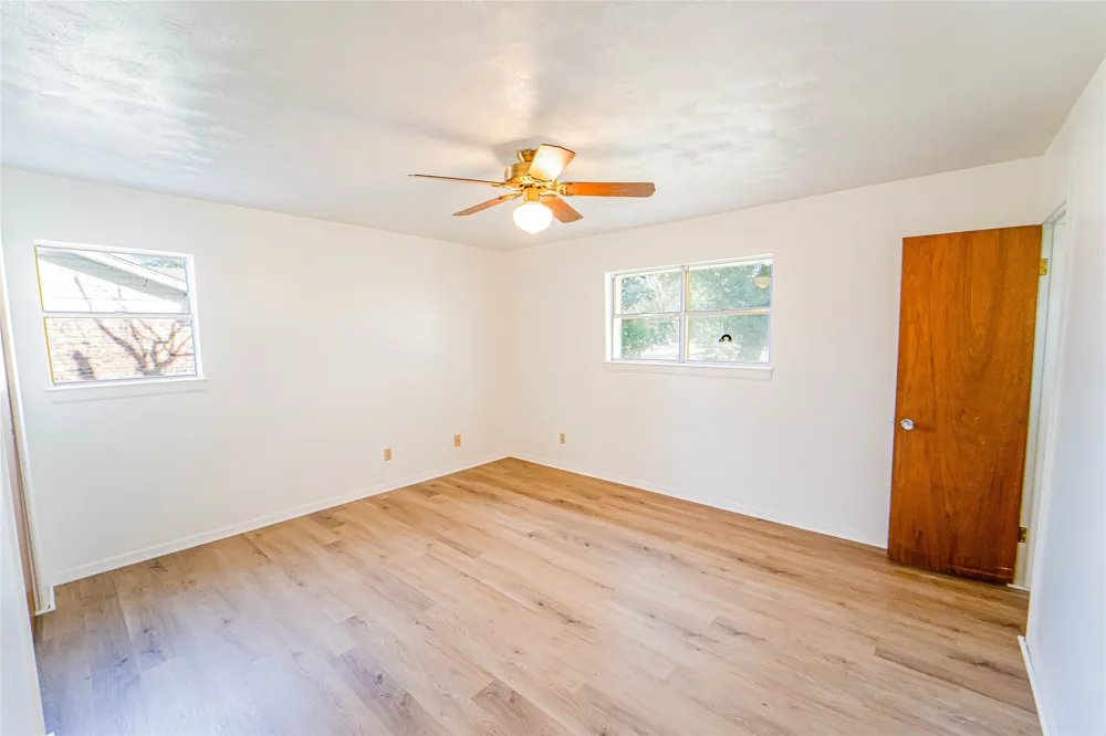 1304 Sycamore Street Breckenridge, TX 76424