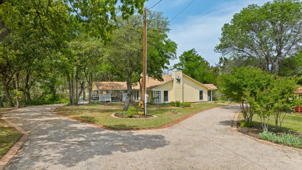251 Dunn Drive Palo Pinto, TX 76484