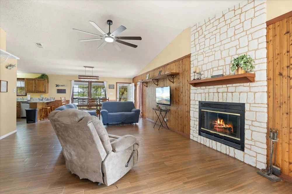 251 Dunn Drive Palo Pinto, TX 76484