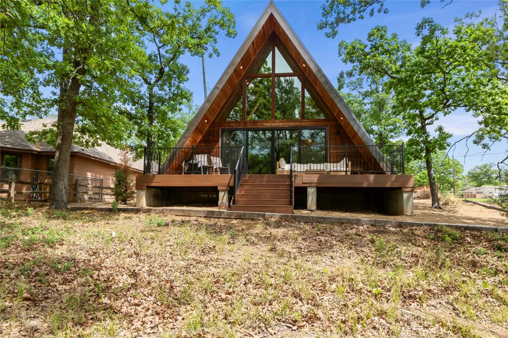 5706 Point Lavista Malakoff, TX 75148