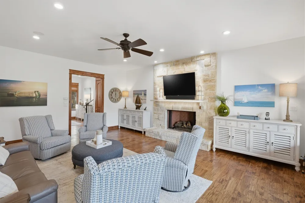 2141 Century Oak Drive Graford, TX 76449