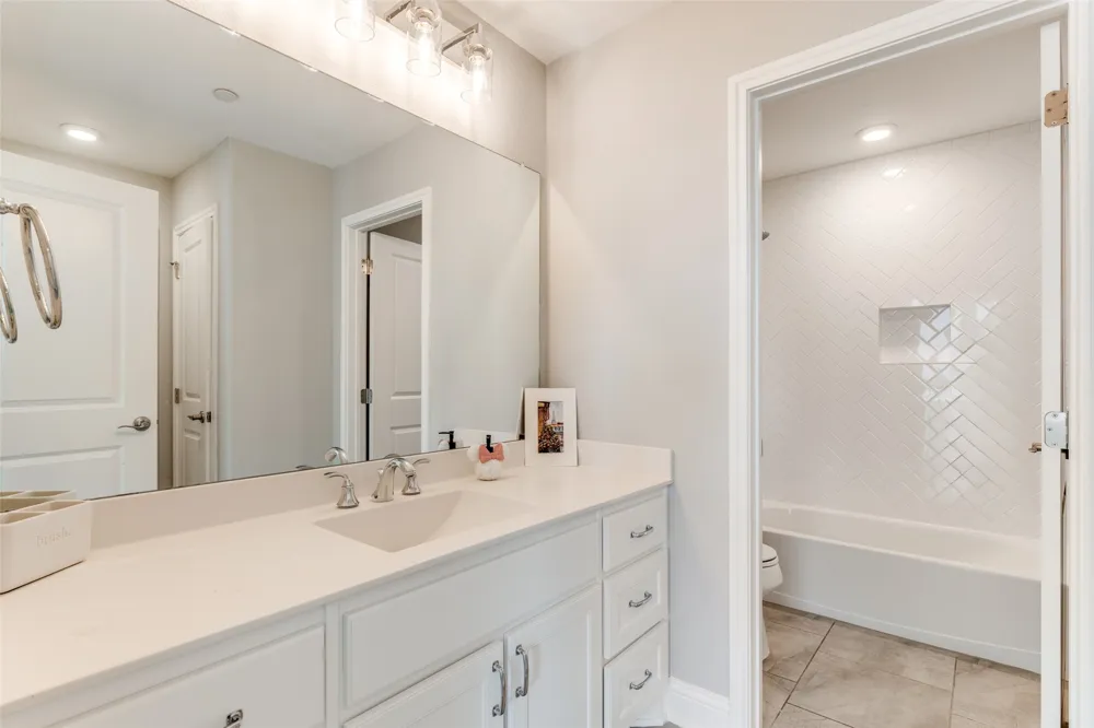 808 Charleston Drive Southlake, TX 76092