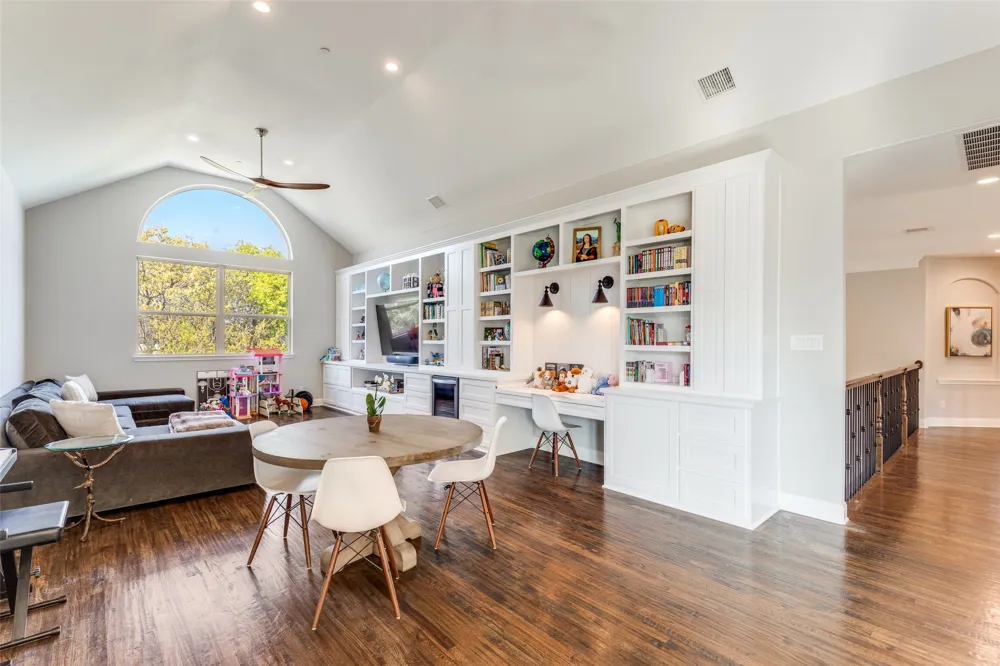 808 Charleston Drive Southlake, TX 76092