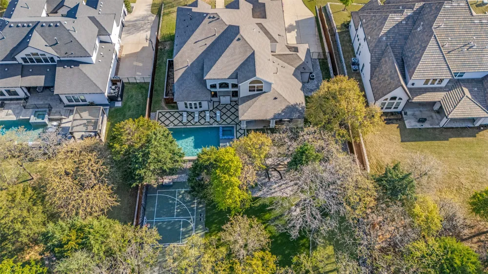 808 Charleston Drive Southlake, TX 76092