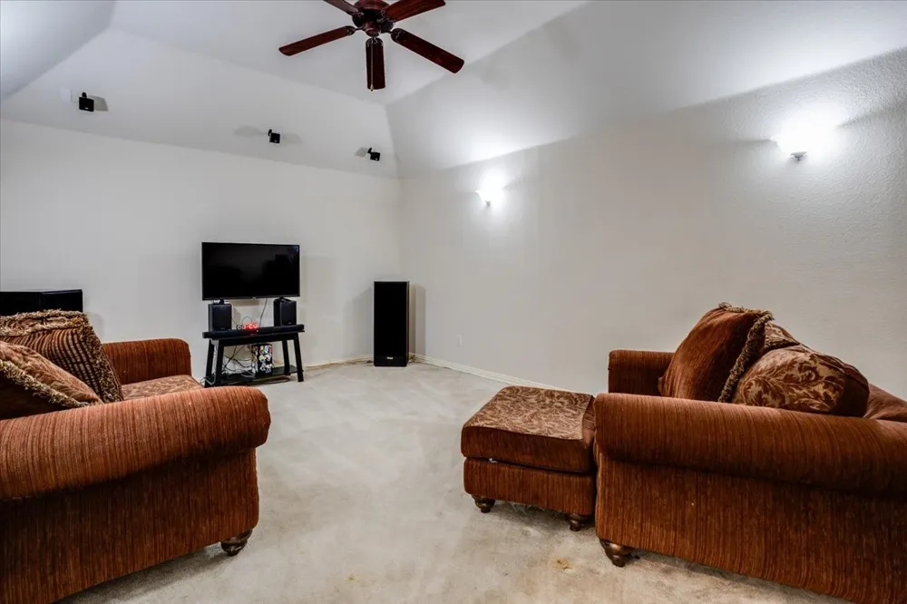 6205 Fieldcrest Lane Sachse, TX 75048