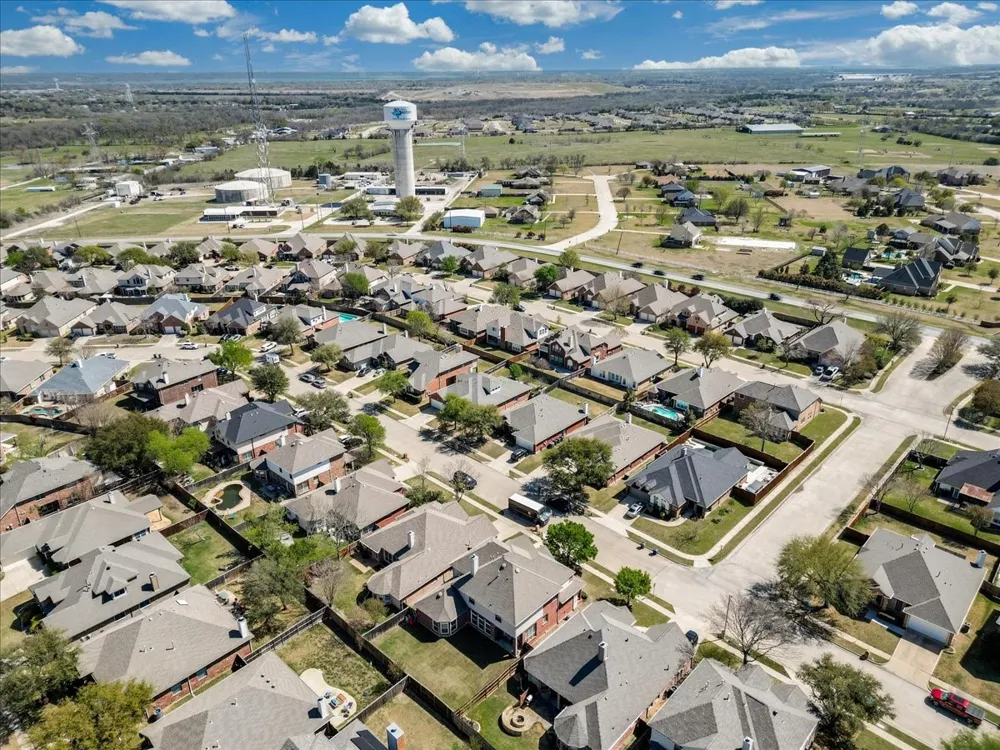 6205 Fieldcrest Lane Sachse, TX 75048