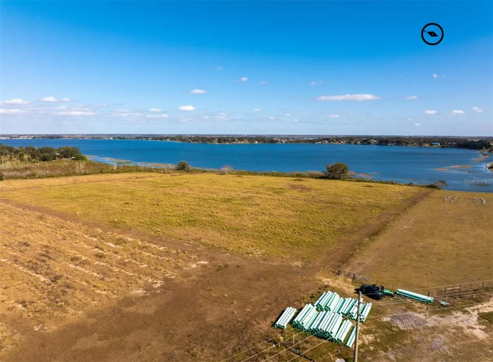 OLD BERKLEY ROAD Auburndale, FL 33823