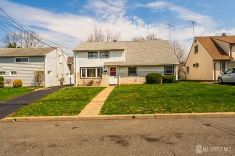 22 Grand Avenue