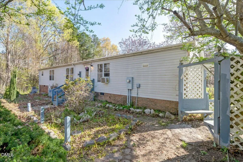 266 Macon-Embro Road Macon, NC 27551