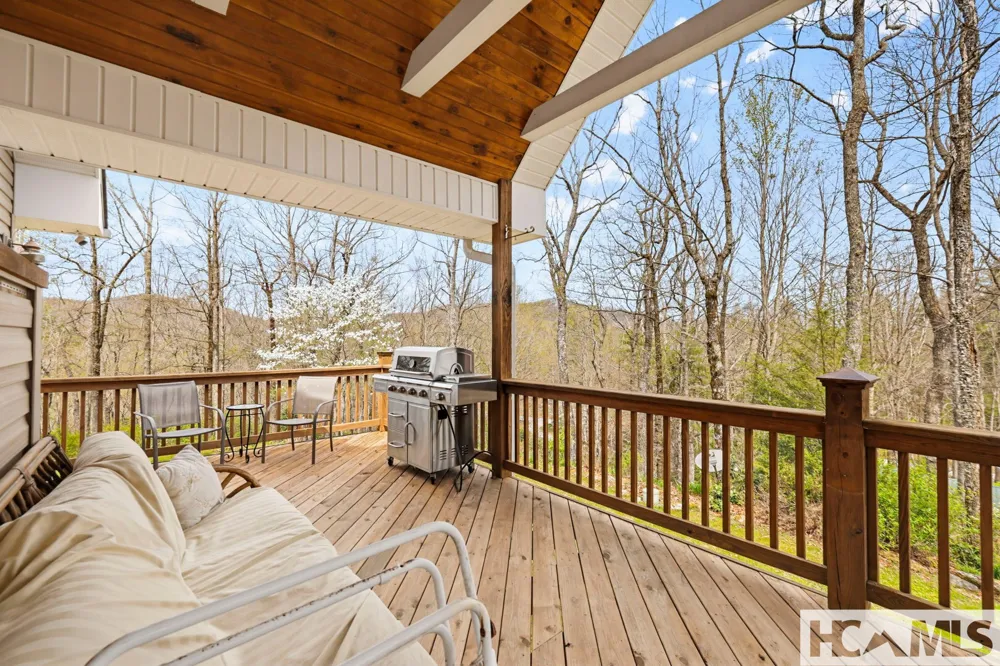 13705 Rosman Highway Lake Toxaway, NC 28747