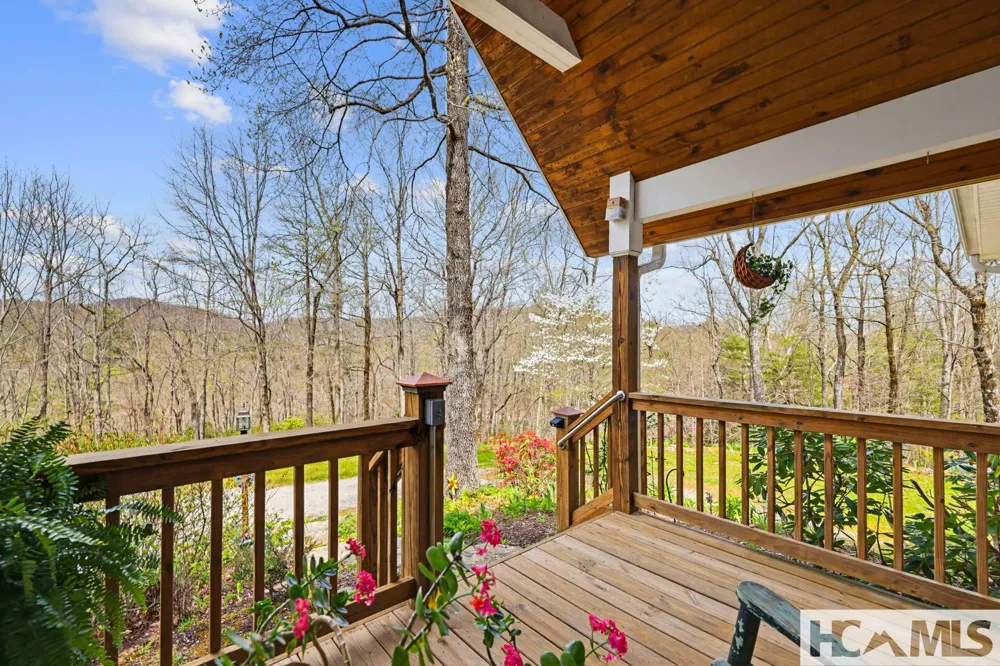 13705 Rosman Highway Lake Toxaway, NC 28747