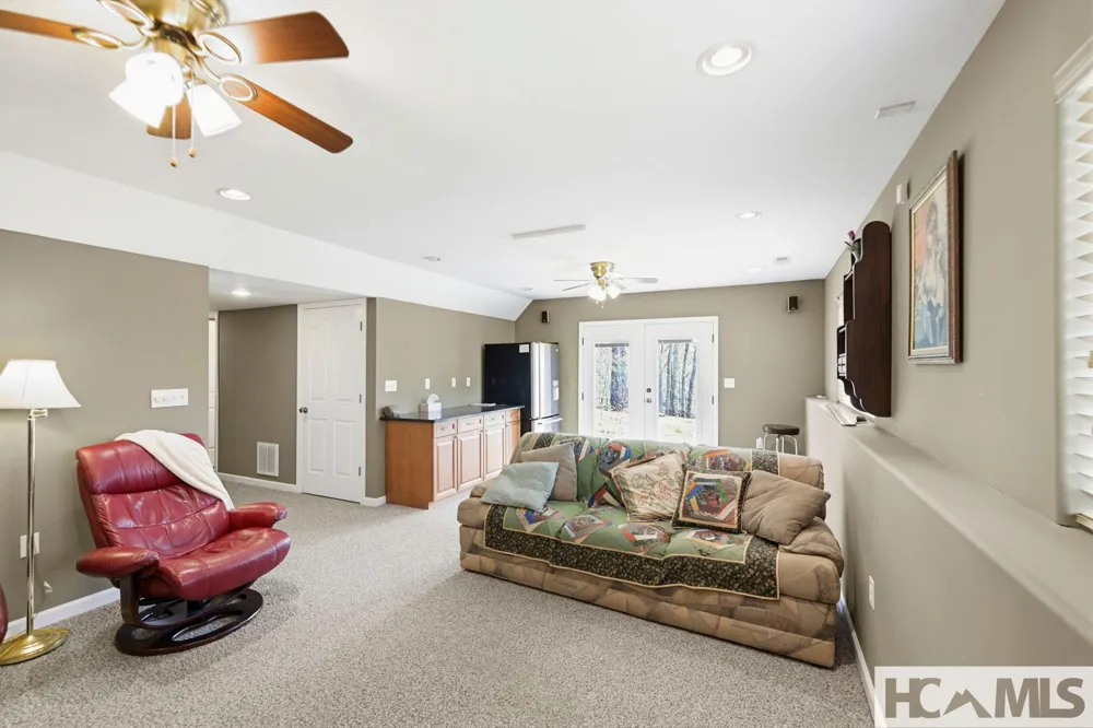 13705 Rosman Highway Lake Toxaway, NC 28747