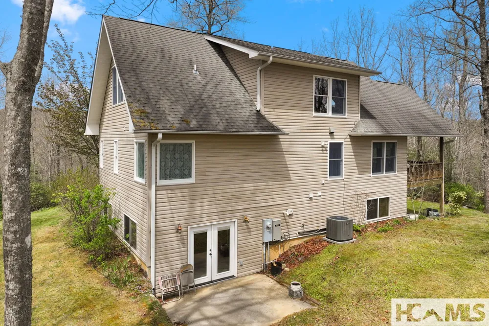 13705 Rosman Highway Lake Toxaway, NC 28747