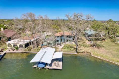 600 Deep Cove Drive