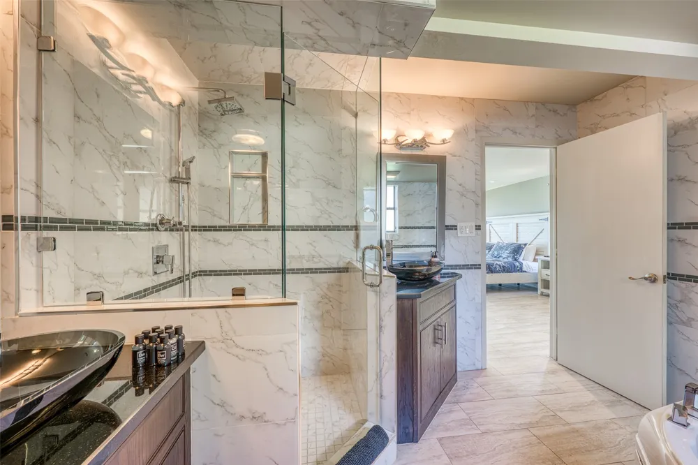 600 Deep Cove Drive Granite Shoals, TX 78654