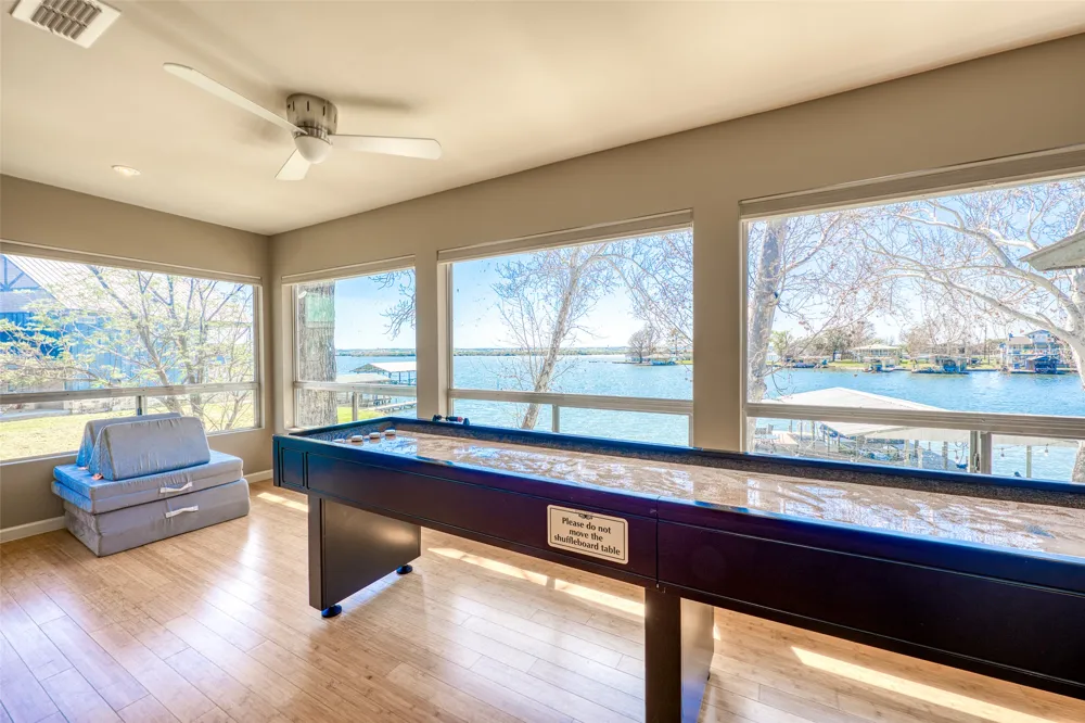 600 Deep Cove Drive Granite Shoals, TX 78654