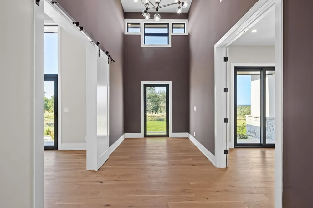 583 Comanche Ridge Round Mountain, TX 78663