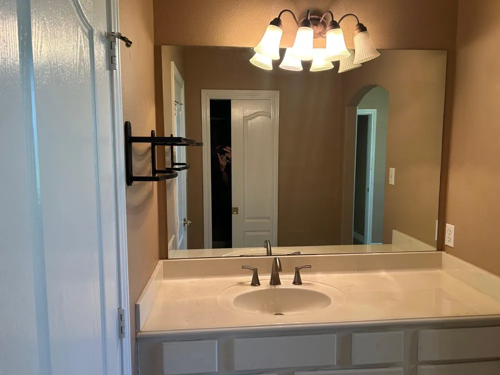 38094 Joe Loggins Road Hempstead, TX 77445