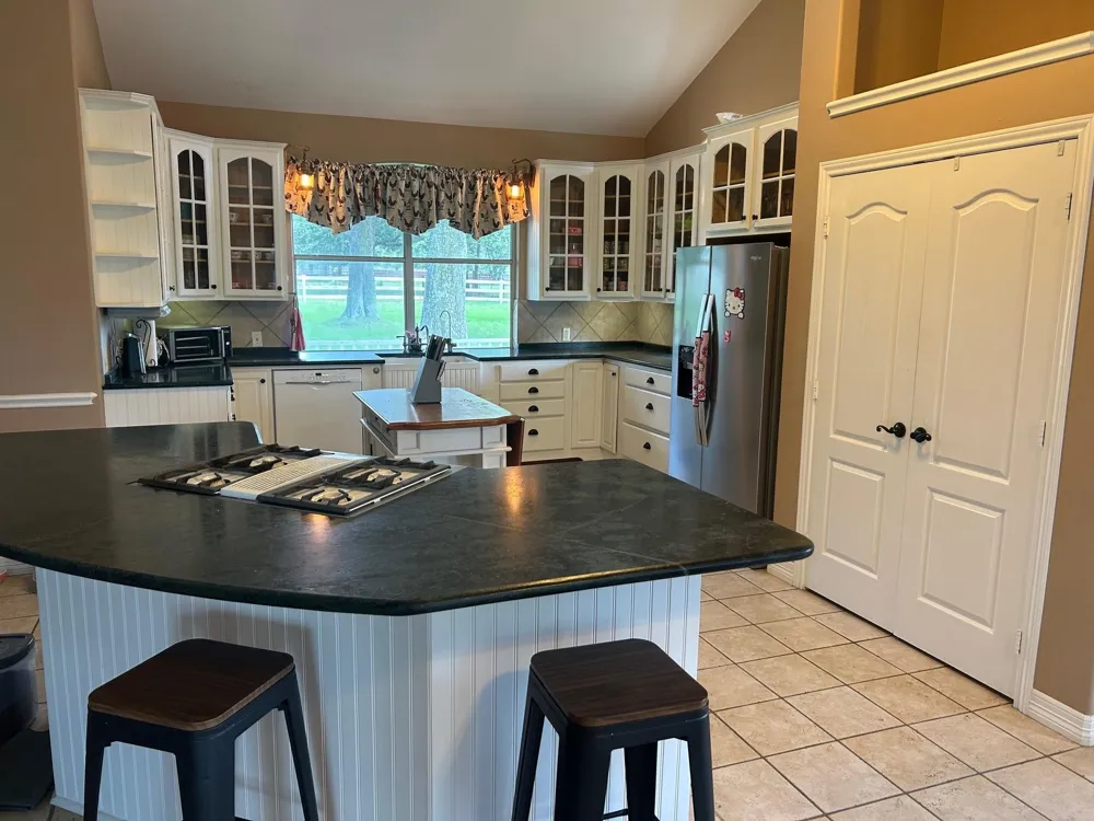 38094 Joe Loggins Road Hempstead, TX 77445