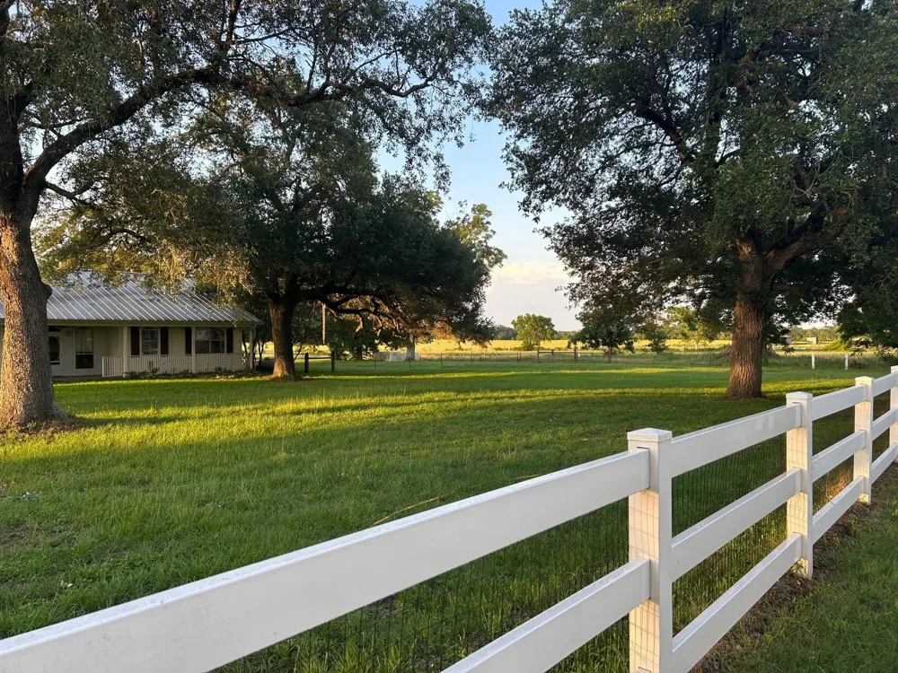 38094 Joe Loggins Road Hempstead, TX 77445