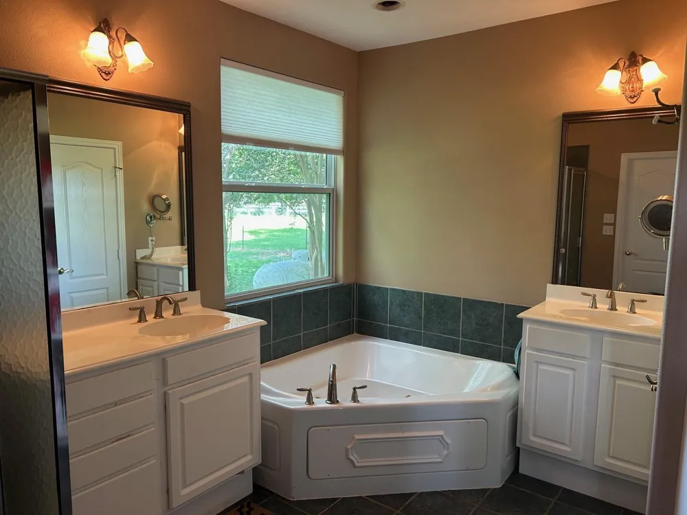 38094 Joe Loggins Road Hempstead, TX 77445
