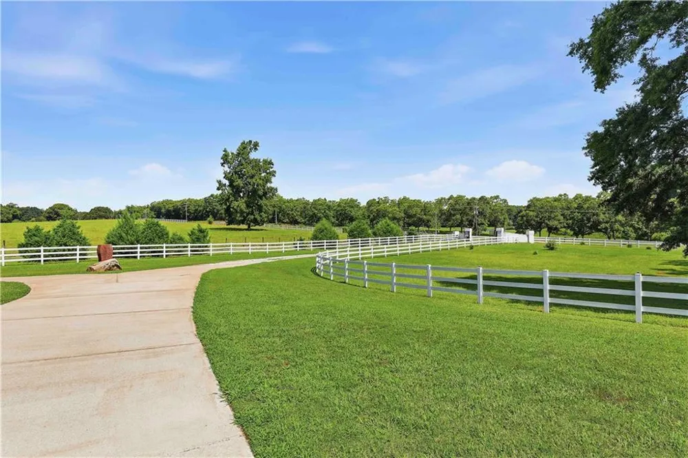 1815 Drew Allen Road Williamson, GA 30292