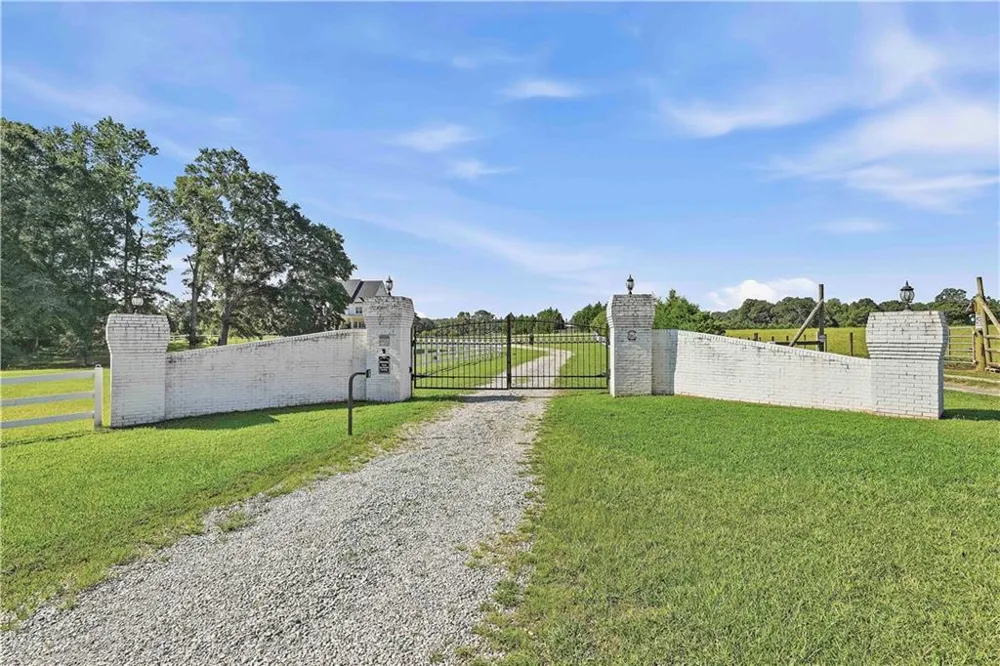 1815 Drew Allen Road Williamson, GA 30292