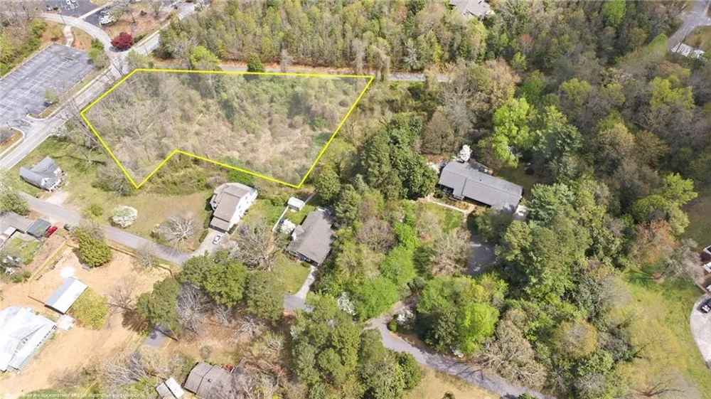 490 Maple Street Cornelia, GA 30531