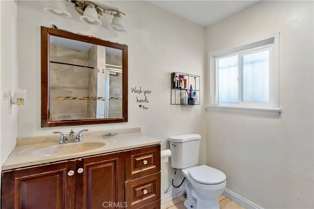 5054 Novgorod Street El Sereno, CA 90032
