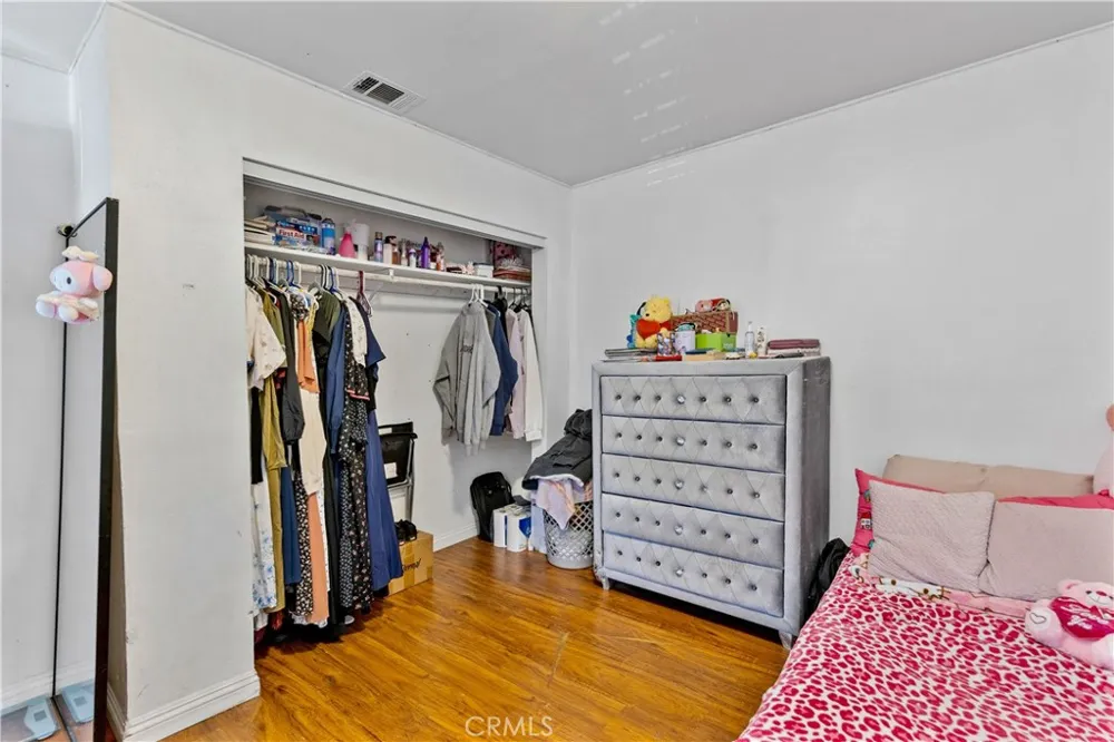 5054 Novgorod Street El Sereno, CA 90032