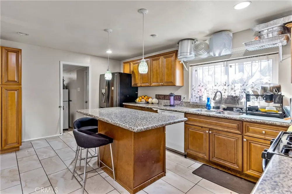 5054 Novgorod Street El Sereno, CA 90032
