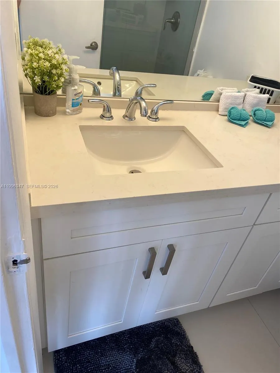 7904 West Dr #109 North Bay Village, FL 33141