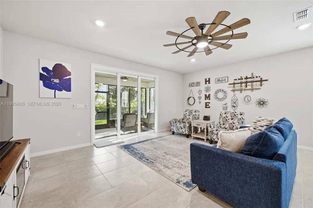 4594 Farmhouse Gate Trail Jacksonville, FL 32226