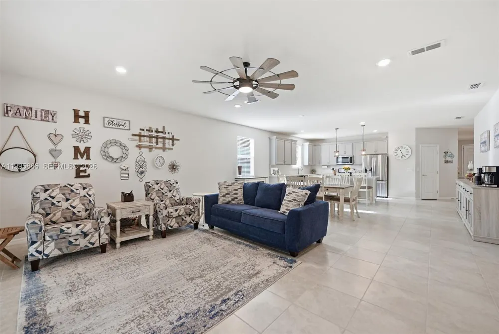4594 Farmhouse Gate Trail Jacksonville, FL 32226