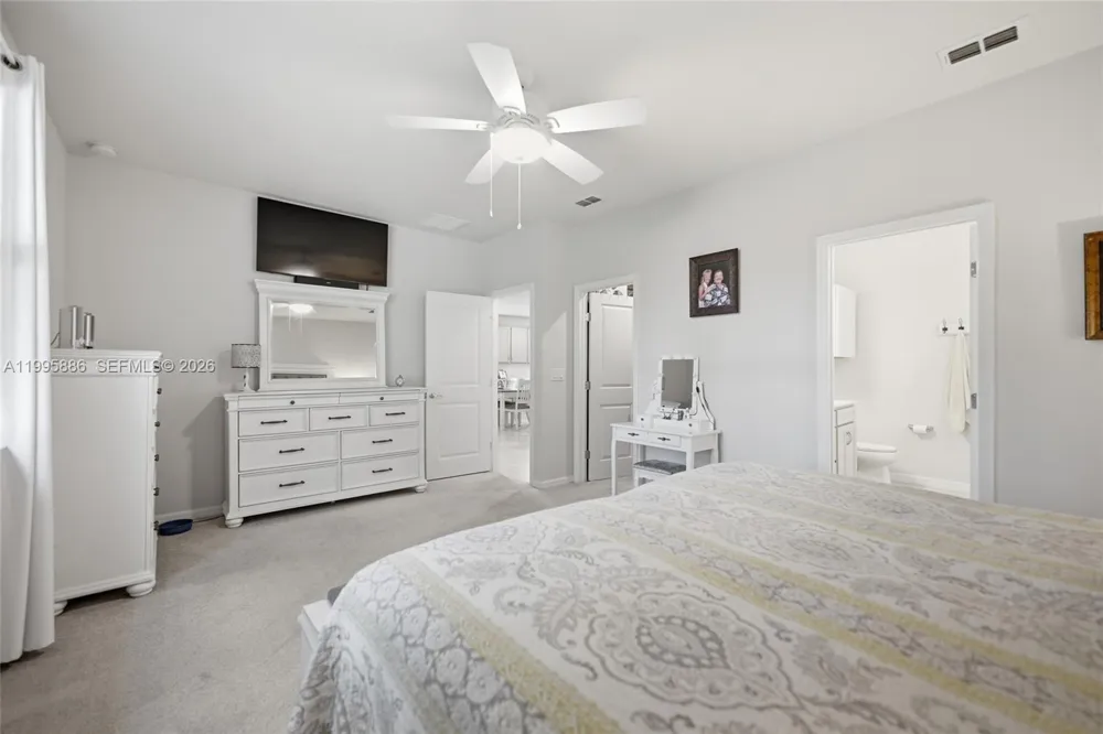 4594 Farmhouse Gate Trail Jacksonville, FL 32226