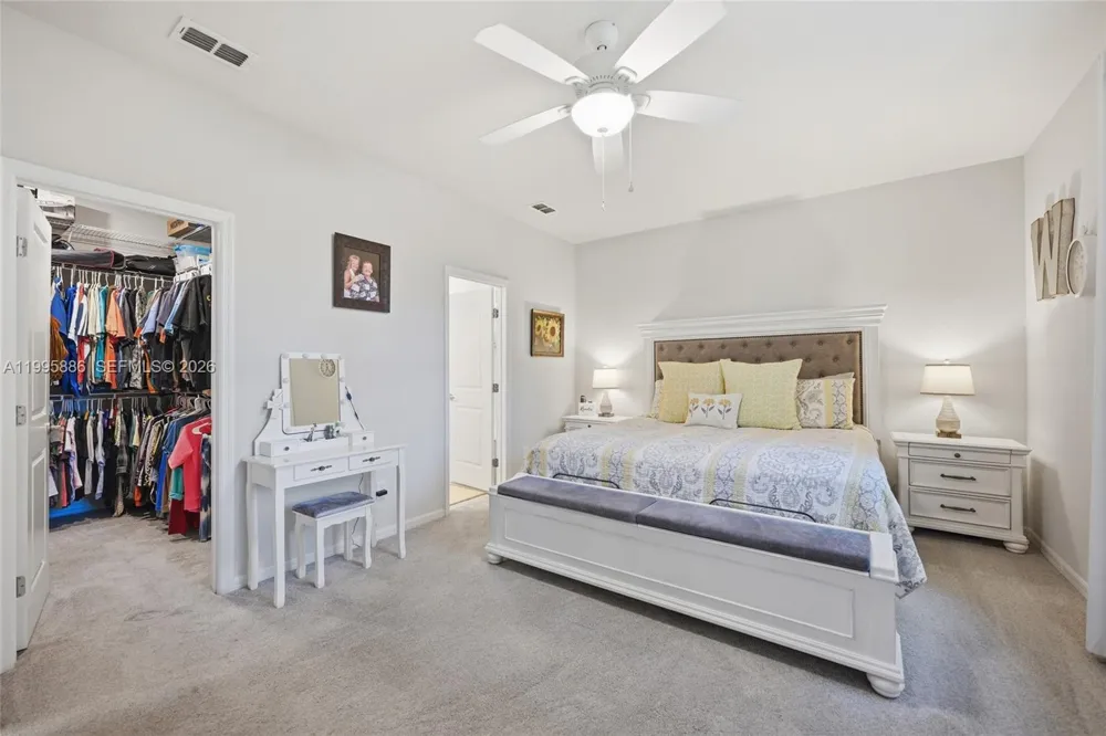4594 Farmhouse Gate Trail Jacksonville, FL 32226