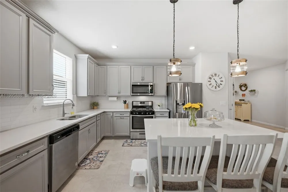 4594 Farmhouse Gate Trail Jacksonville, FL 32226