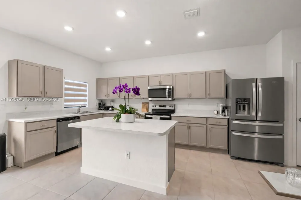 848 NW 3rd Ter Pompano Beach, FL 33060