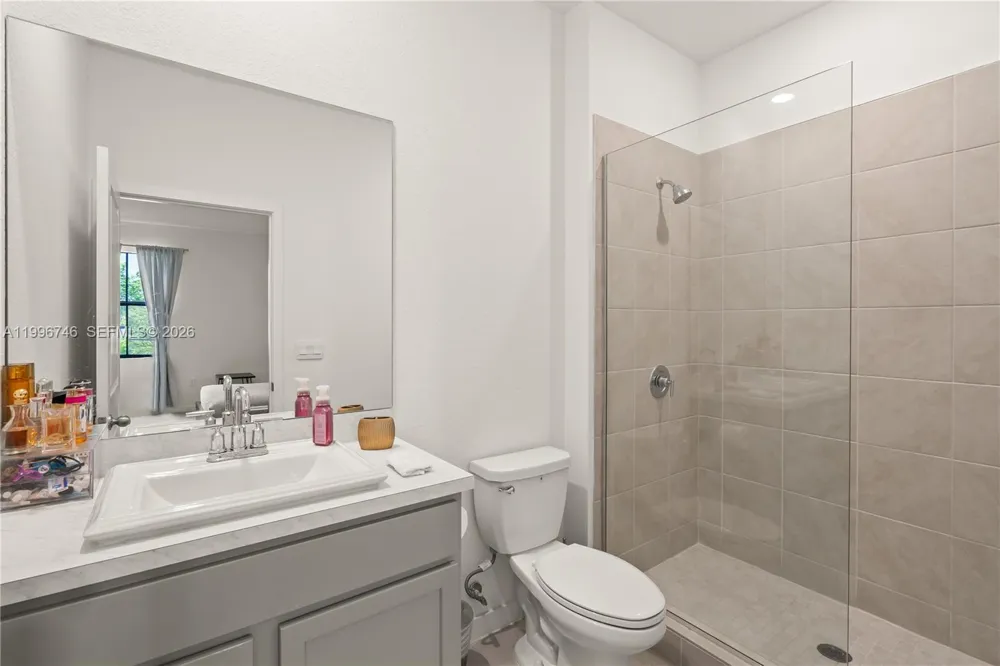 848 NW 3rd Ter Pompano Beach, FL 33060