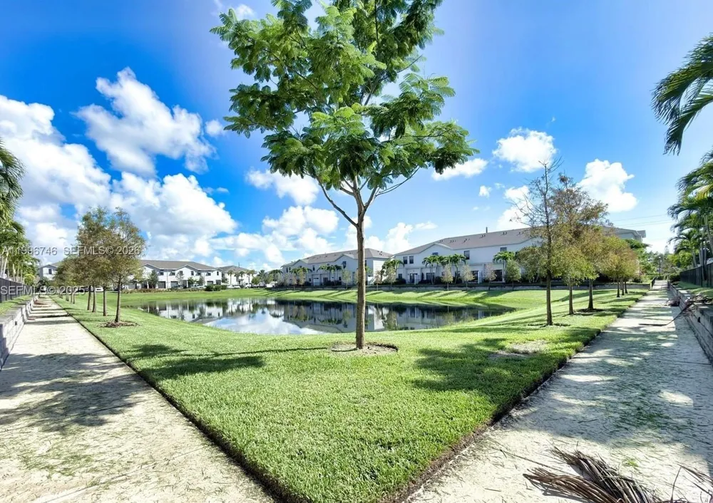 848 NW 3rd Ter Pompano Beach, FL 33060