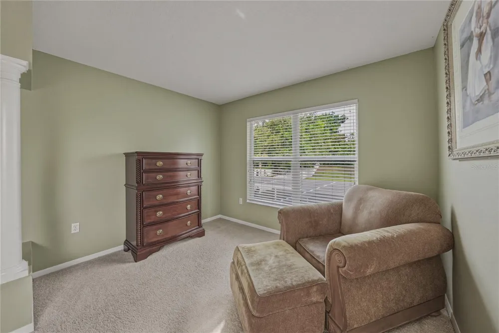 5104 WHISPERING LEAF TRAIL Valrico, FL 33596