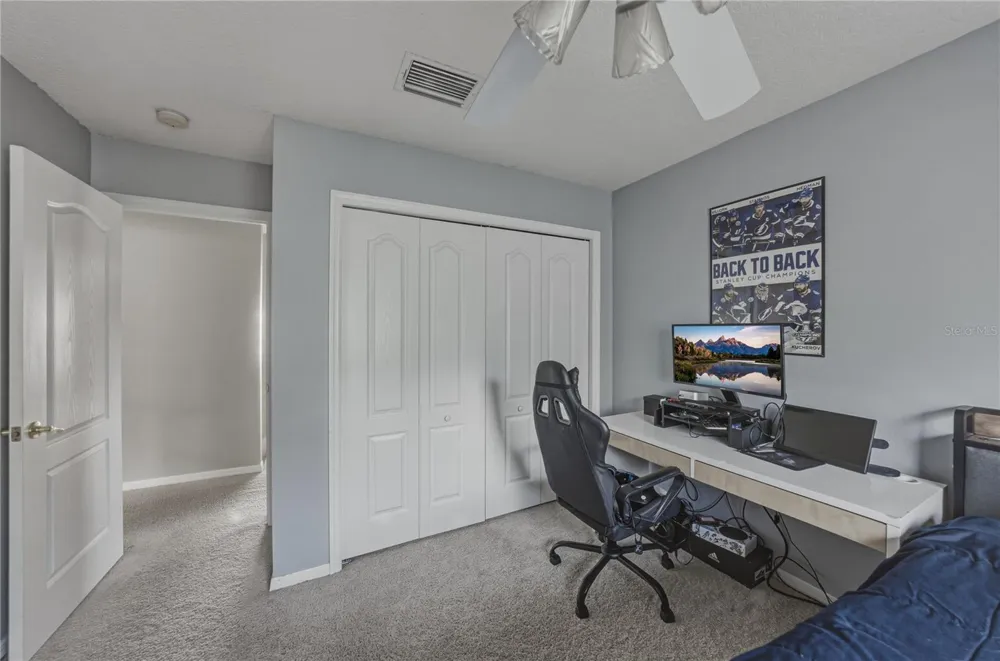 5104 WHISPERING LEAF TRAIL Valrico, FL 33596