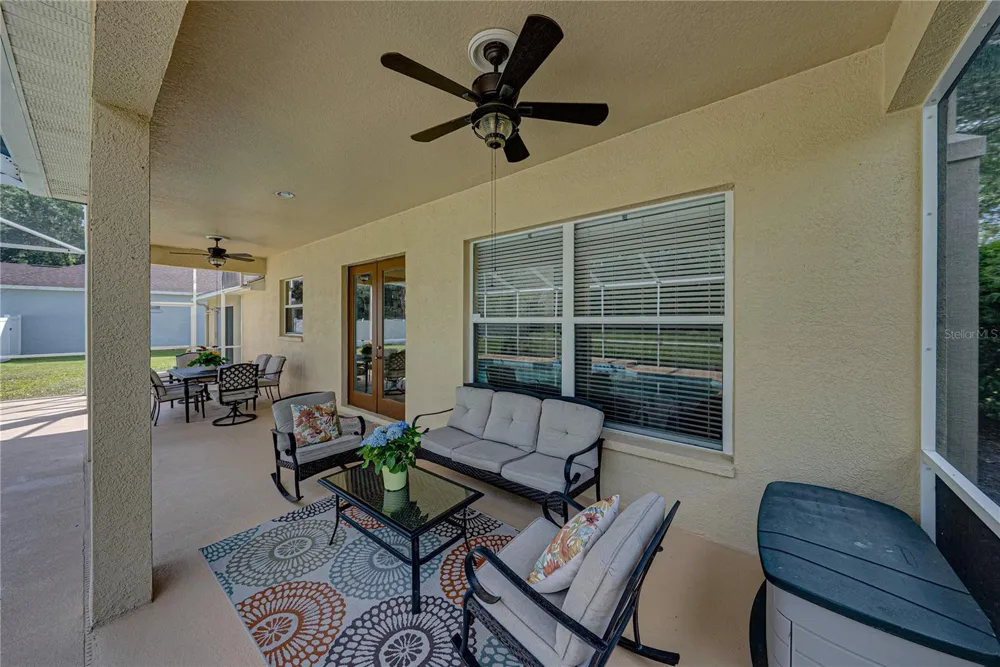 5104 WHISPERING LEAF TRAIL Valrico, FL 33596