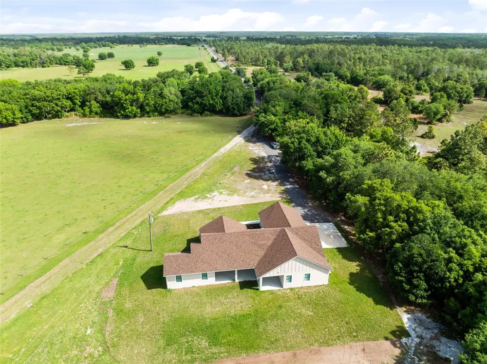 1290 WHITMAN LANE Kenansville, FL 34739