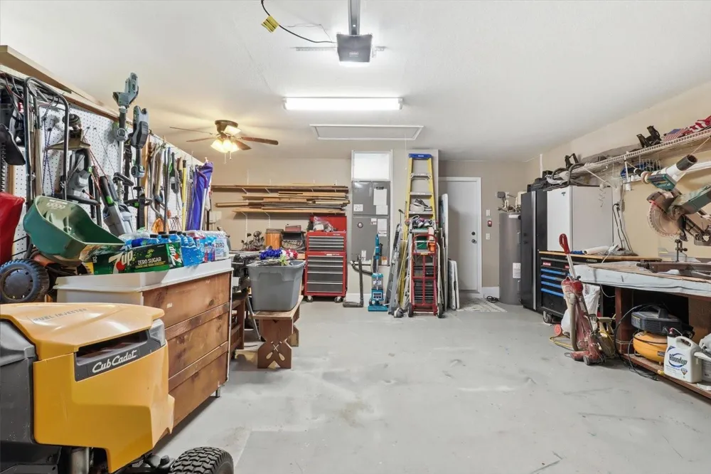 30 PINE STREET Homosassa, FL 34446